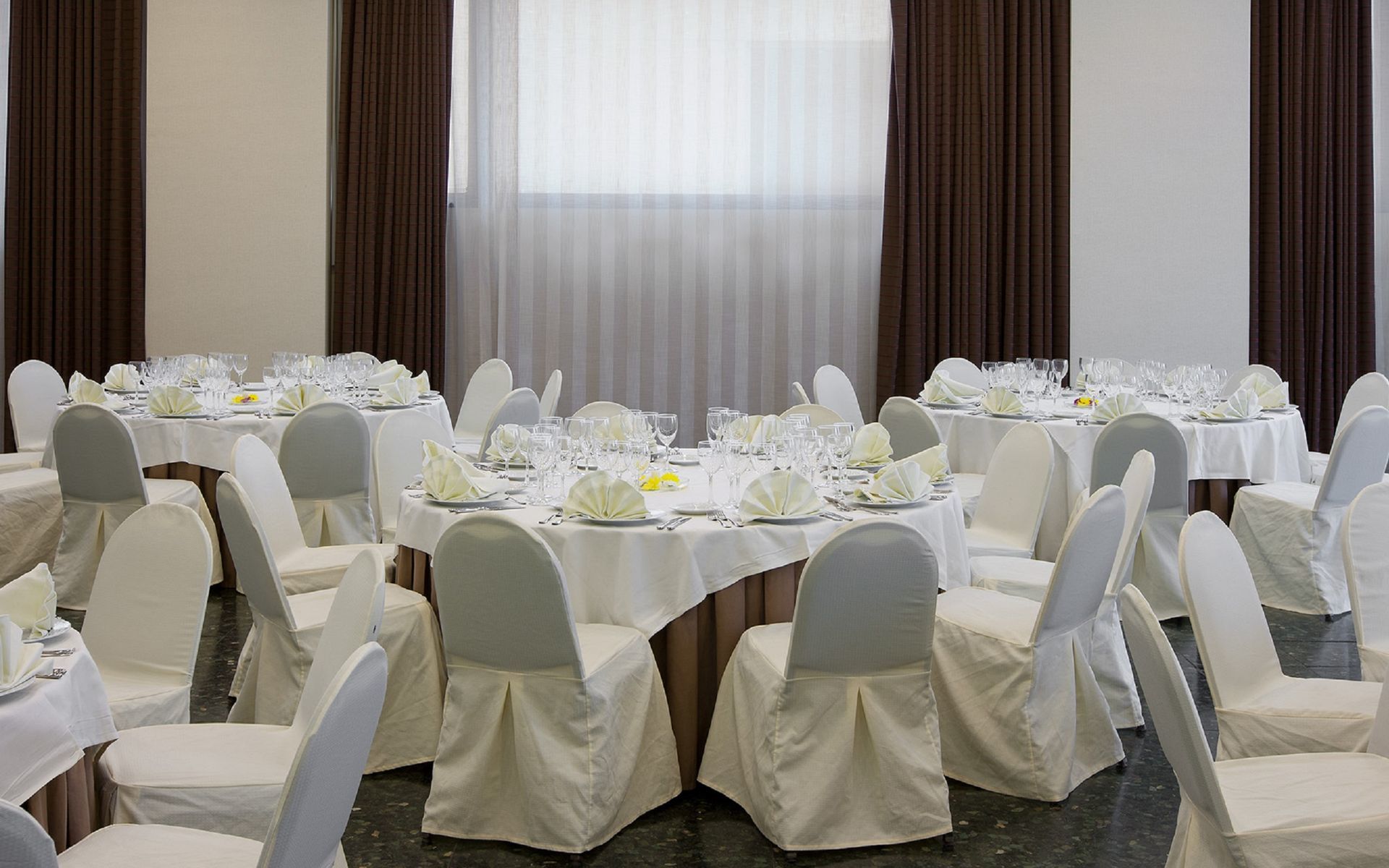 Nh Ciudad De Cuenca Hotel Куенка Екстериор снимка