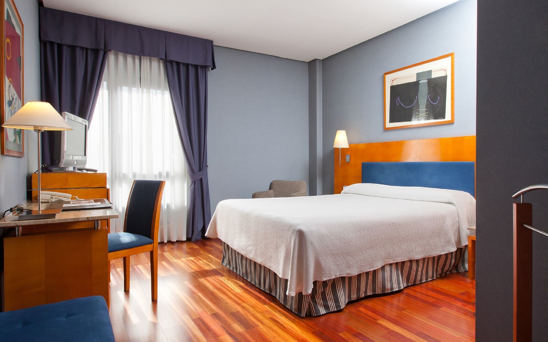 Nh Ciudad De Cuenca Hotel Куенка Екстериор снимка