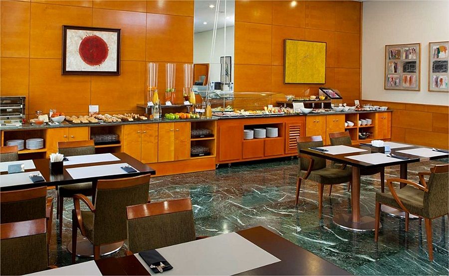 Nh Ciudad De Cuenca Hotel Куенка Екстериор снимка